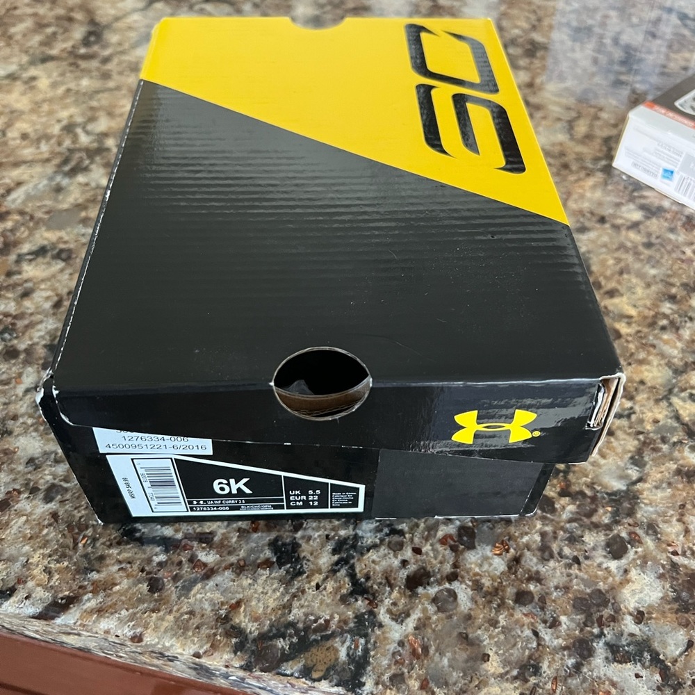 brand new in box toddler shoes